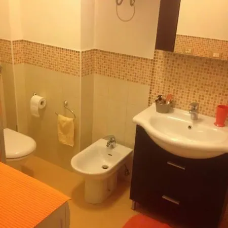 Comodo A Pochi Metri Dal Mare * ビビオーネ